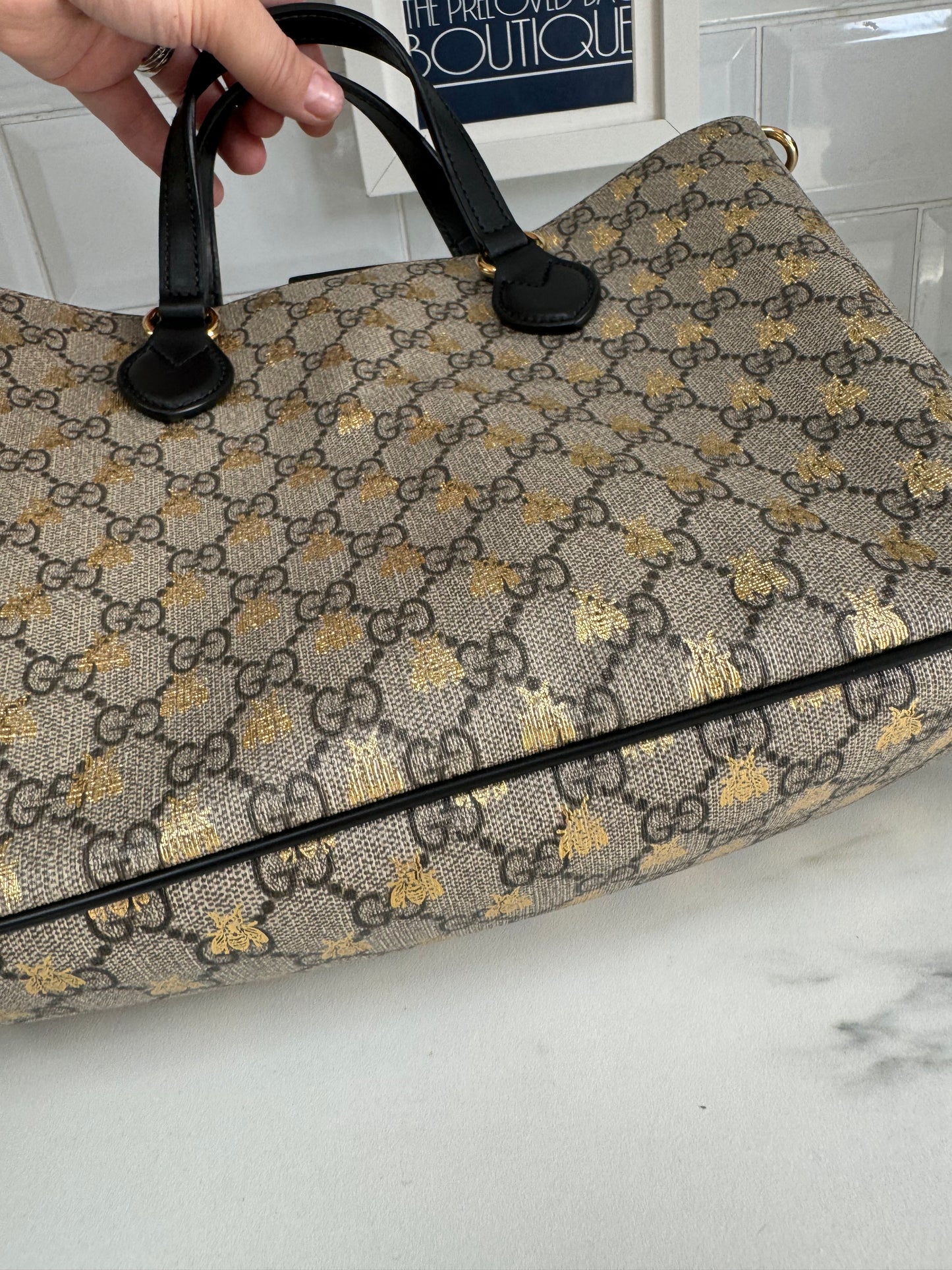 Gucci Limited Edition GGMonogram Supreme Bees Tote - Brown & Gold