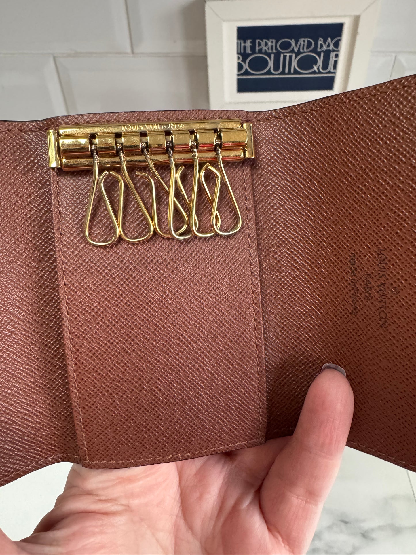 Louis Vuitton 6 Key Holder - Monogram Brown