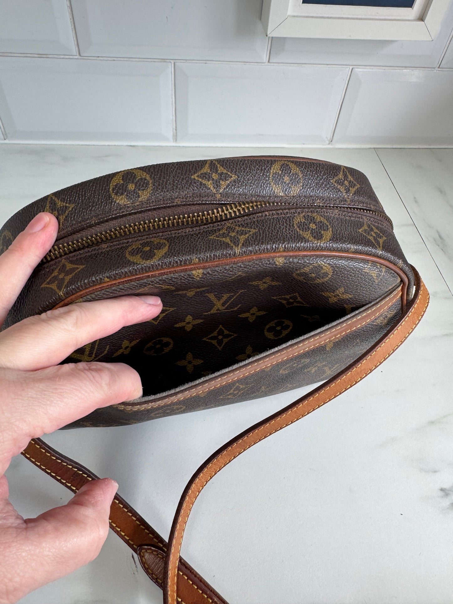 Louis Vuitton Bloise - Monogram