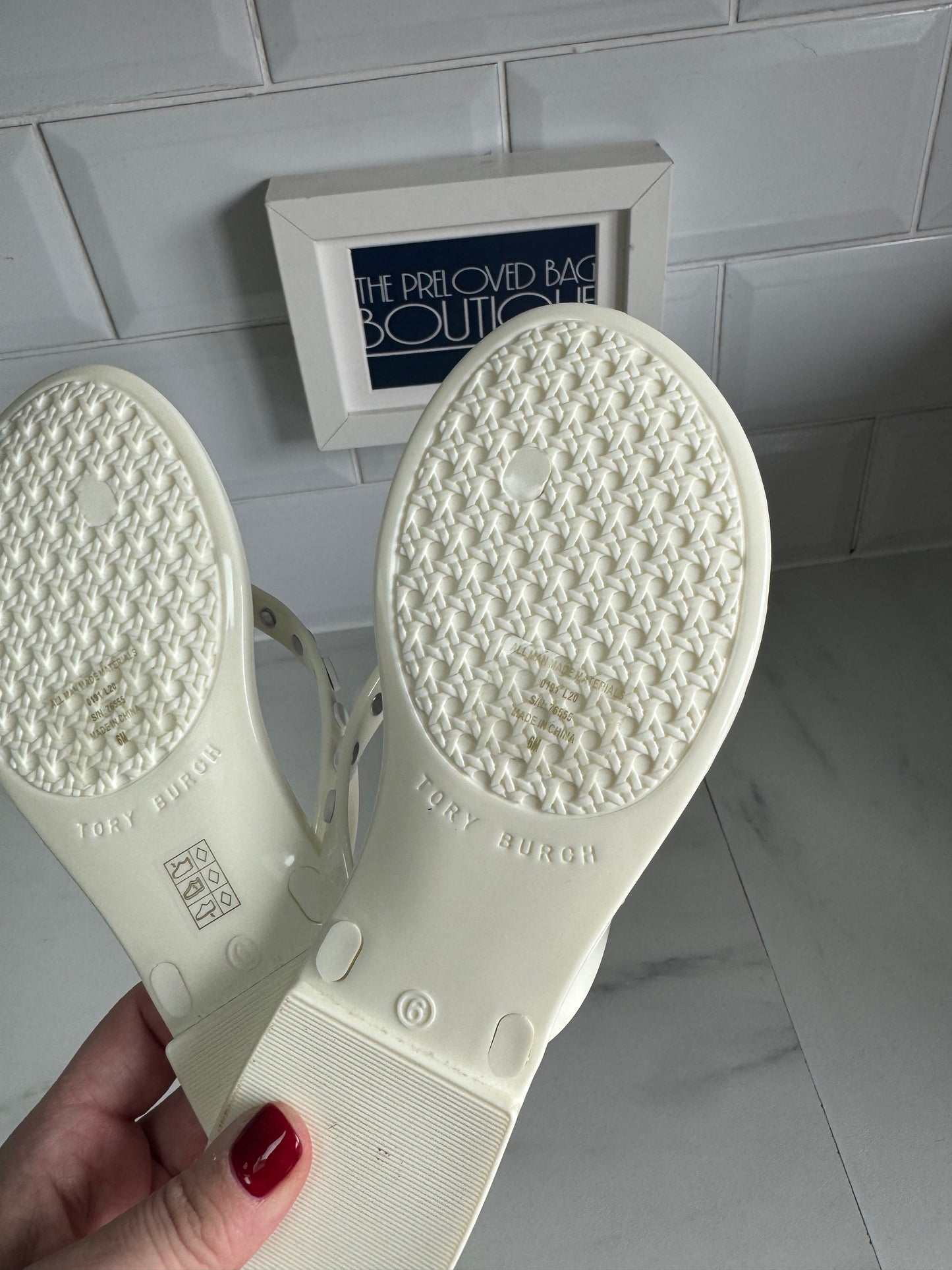 Tory Birch Flip Flops - White