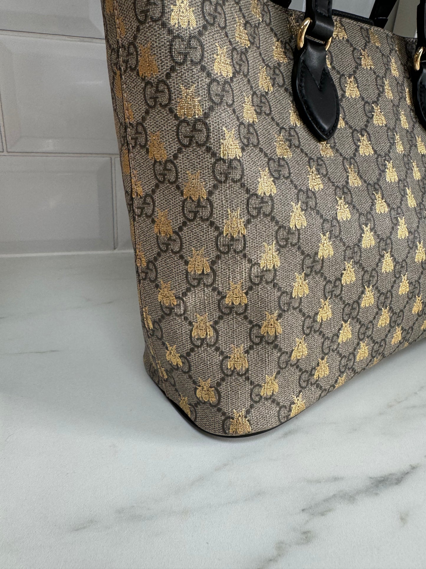 Gucci Limited Edition GGMonogram Supreme Bees Tote - Brown & Gold