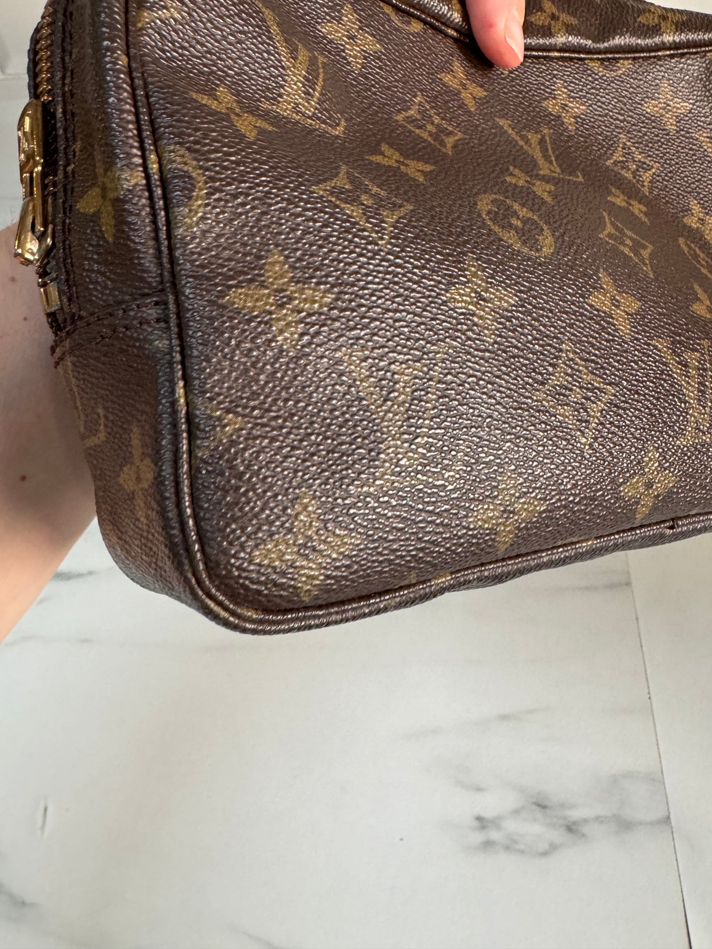 Louis Vuitton Trousse 23 - Monogram