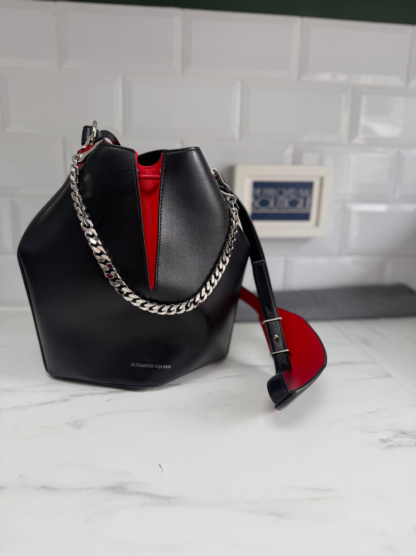 Alexander McQueen Bucket Bag - Black