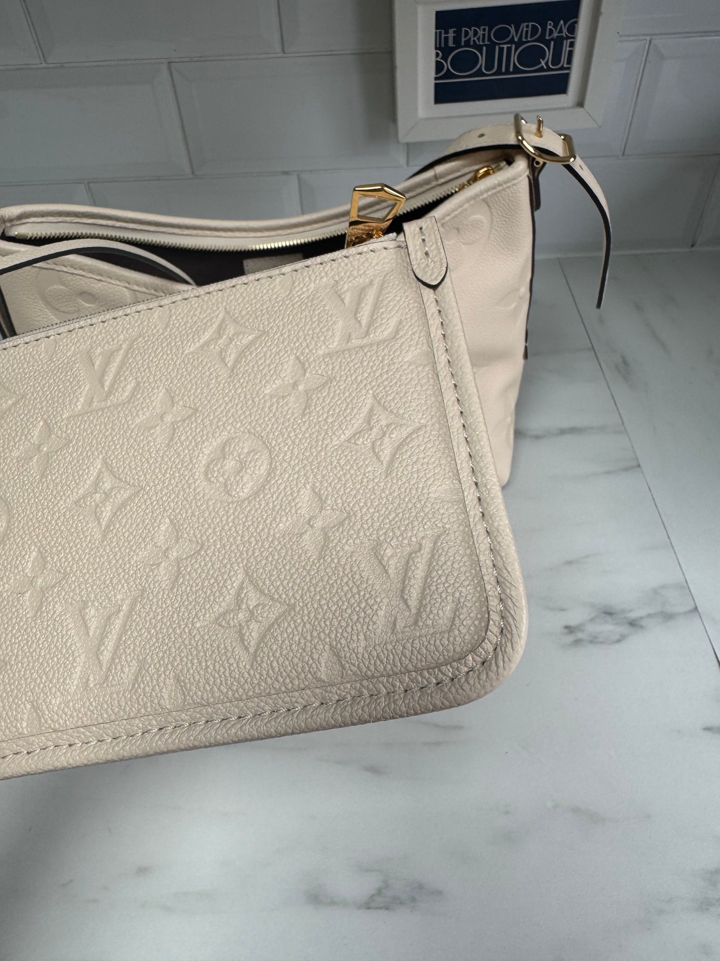 Louis Vuitton Carryall Creme Giant Monogram Emperiente PM - White