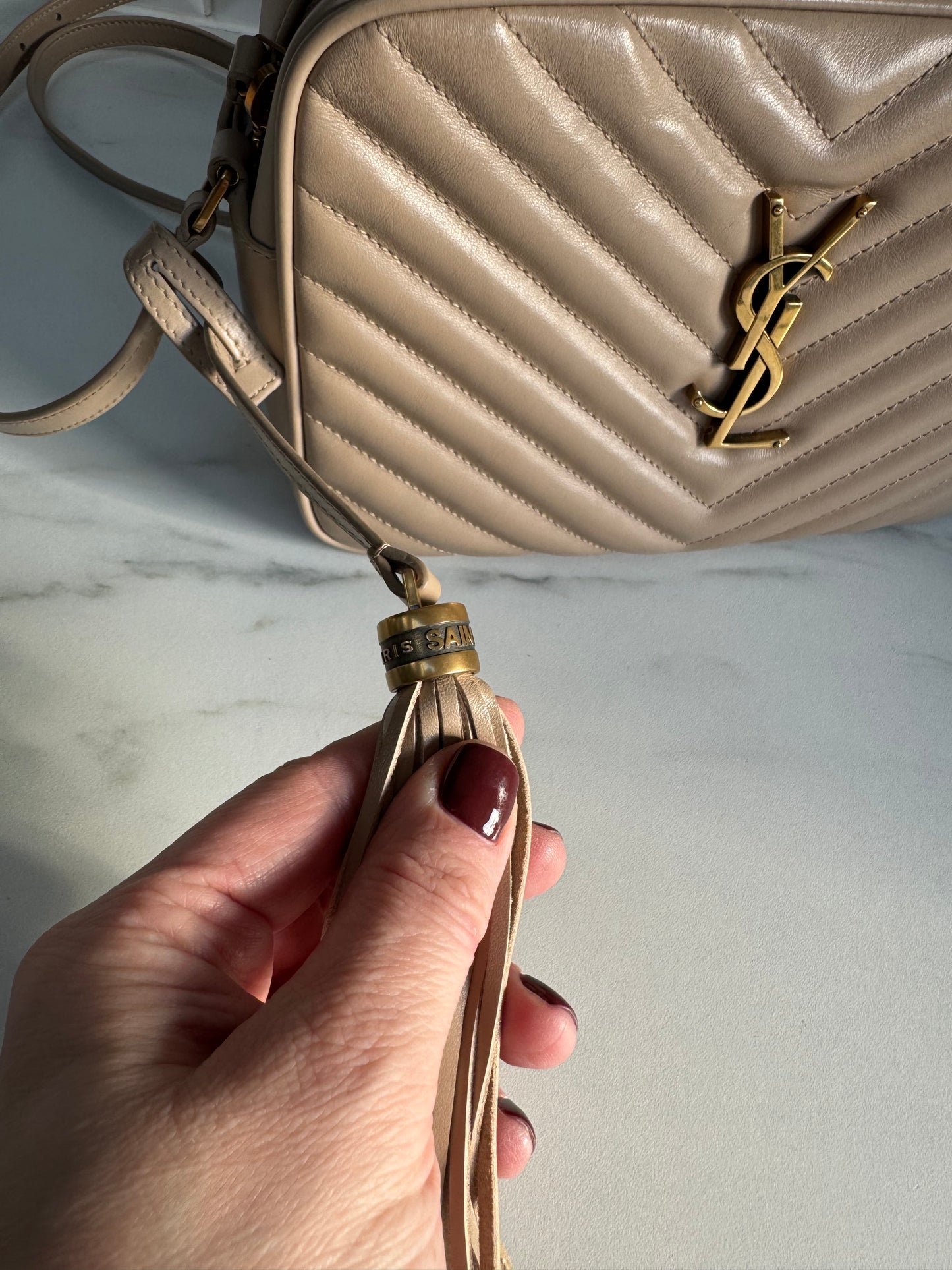 Saint Laurent ‘YSL’ Lou Quilted Camera Bag - Light Beige