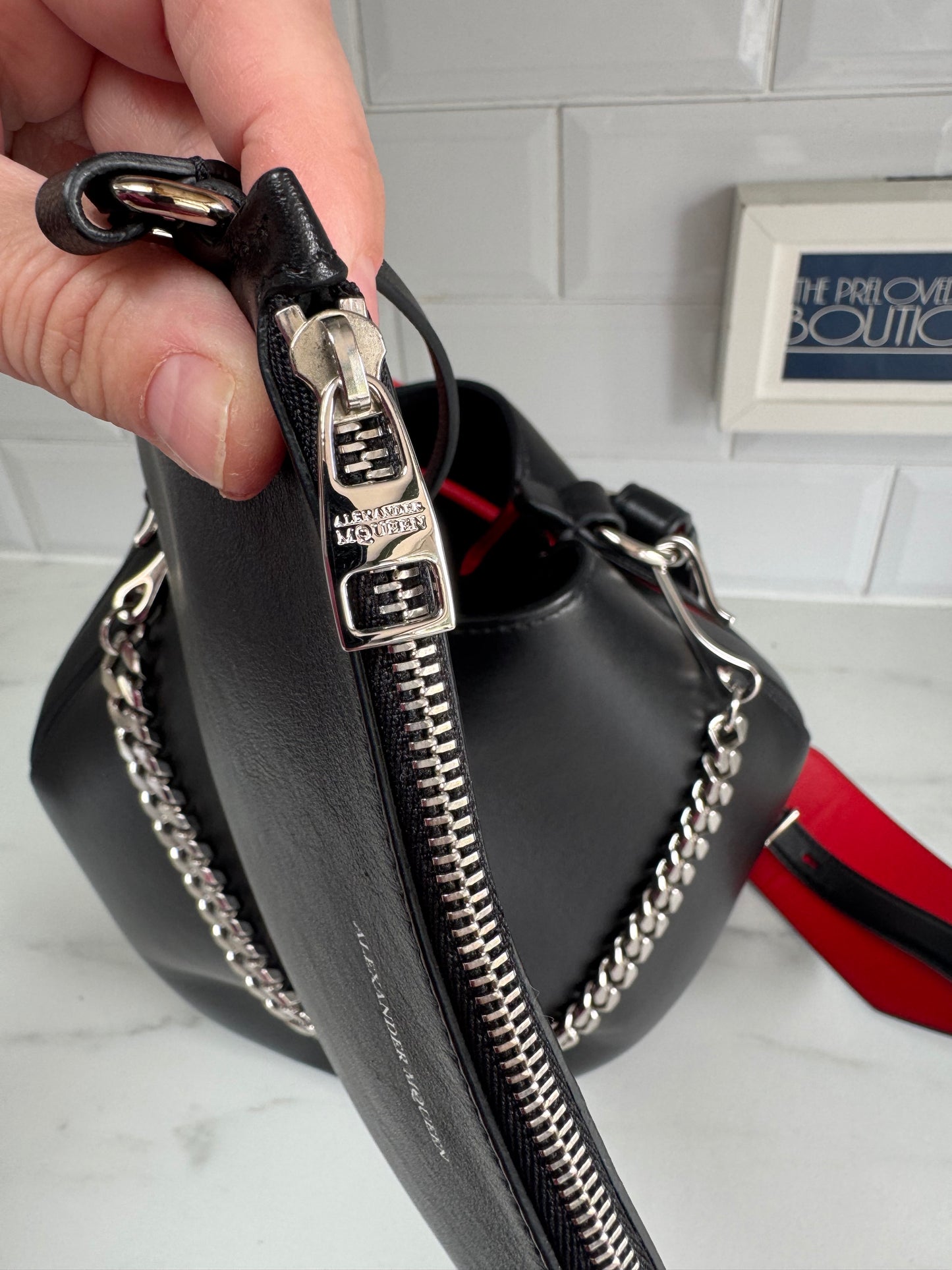 Alexander McQueen Bucket Bag - Black