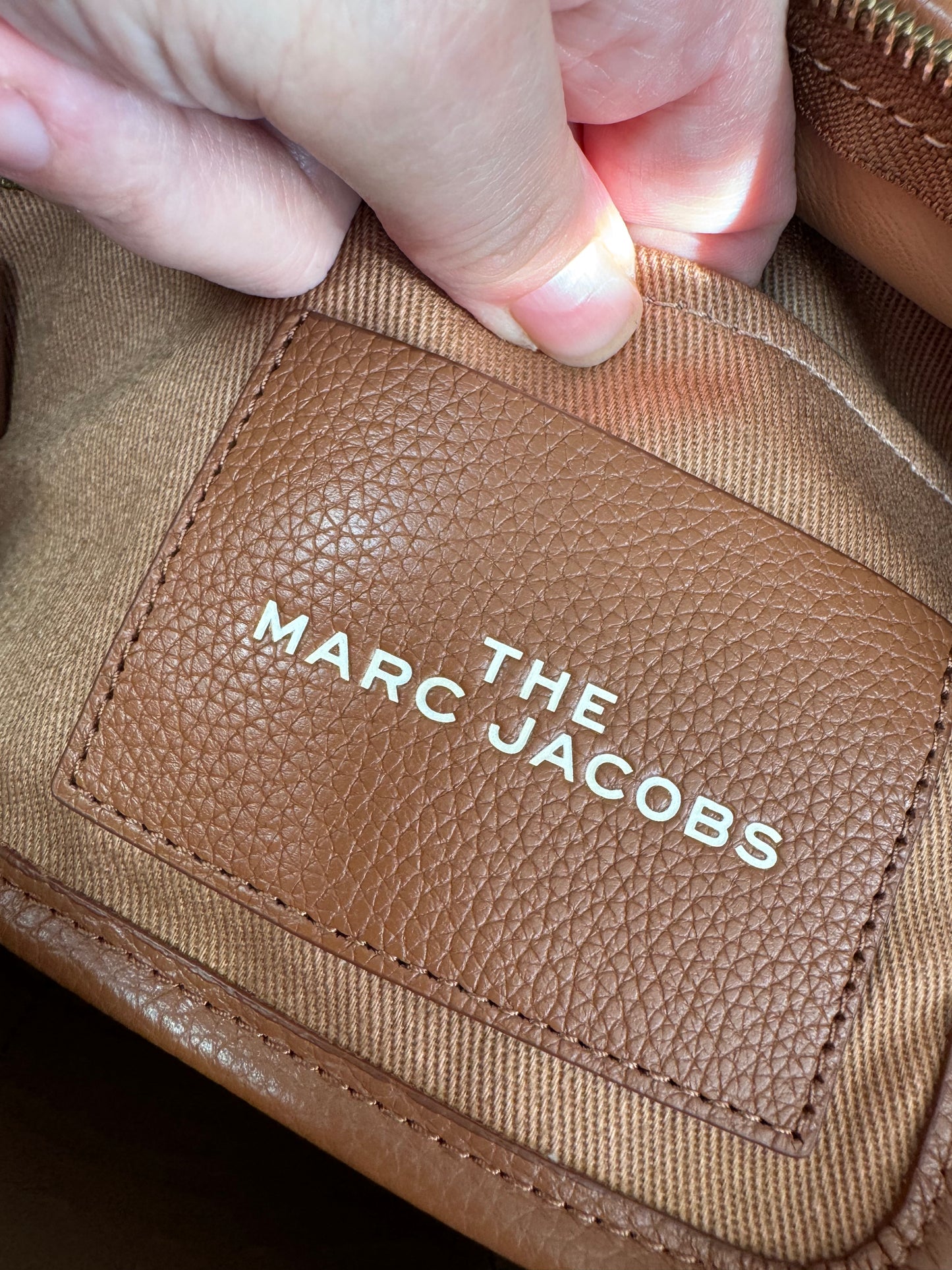 Marc Jacobs Small The Tote Bag - Argan Oil (Tan)