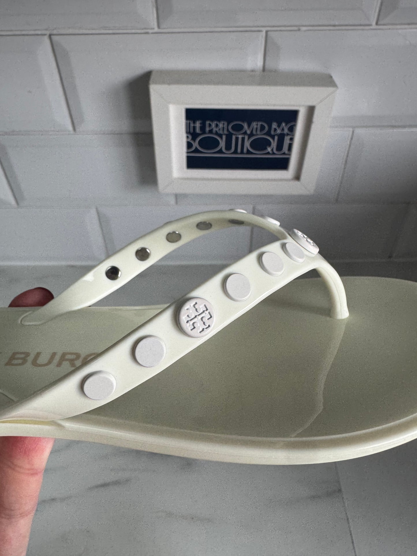 Tory Birch Flip Flops - White