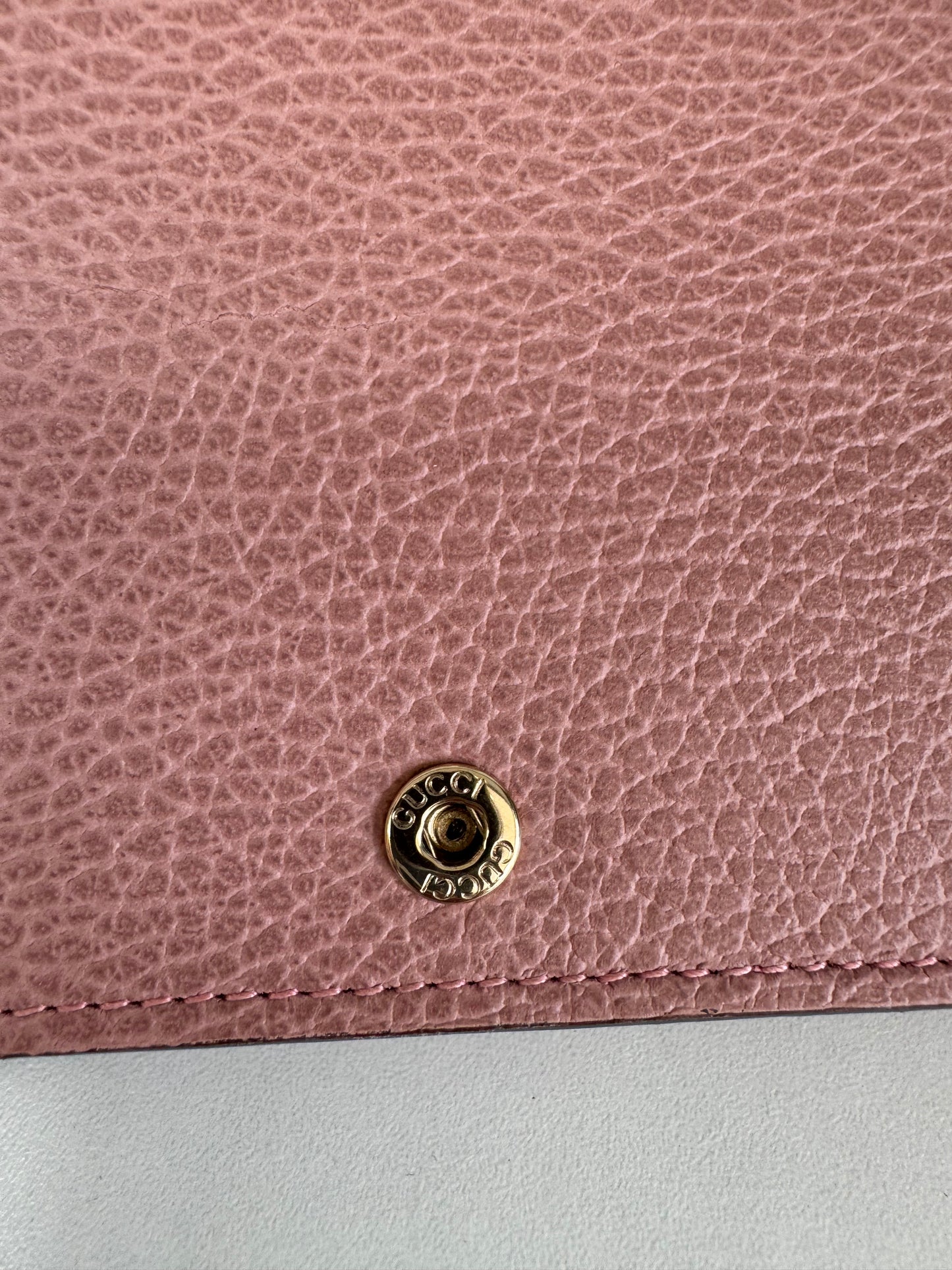 Gucci Dollar Medium Betty Chain Wallet - Pink