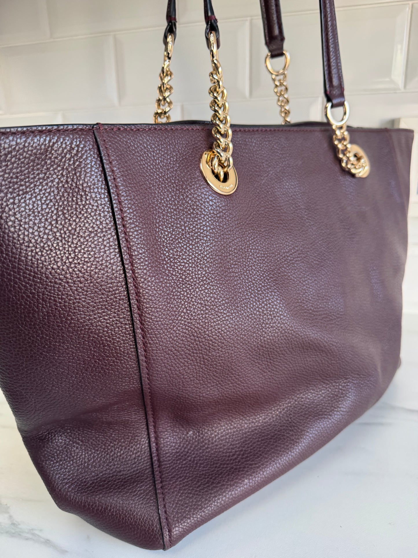 Coach Turnlock Tote - Burgundy