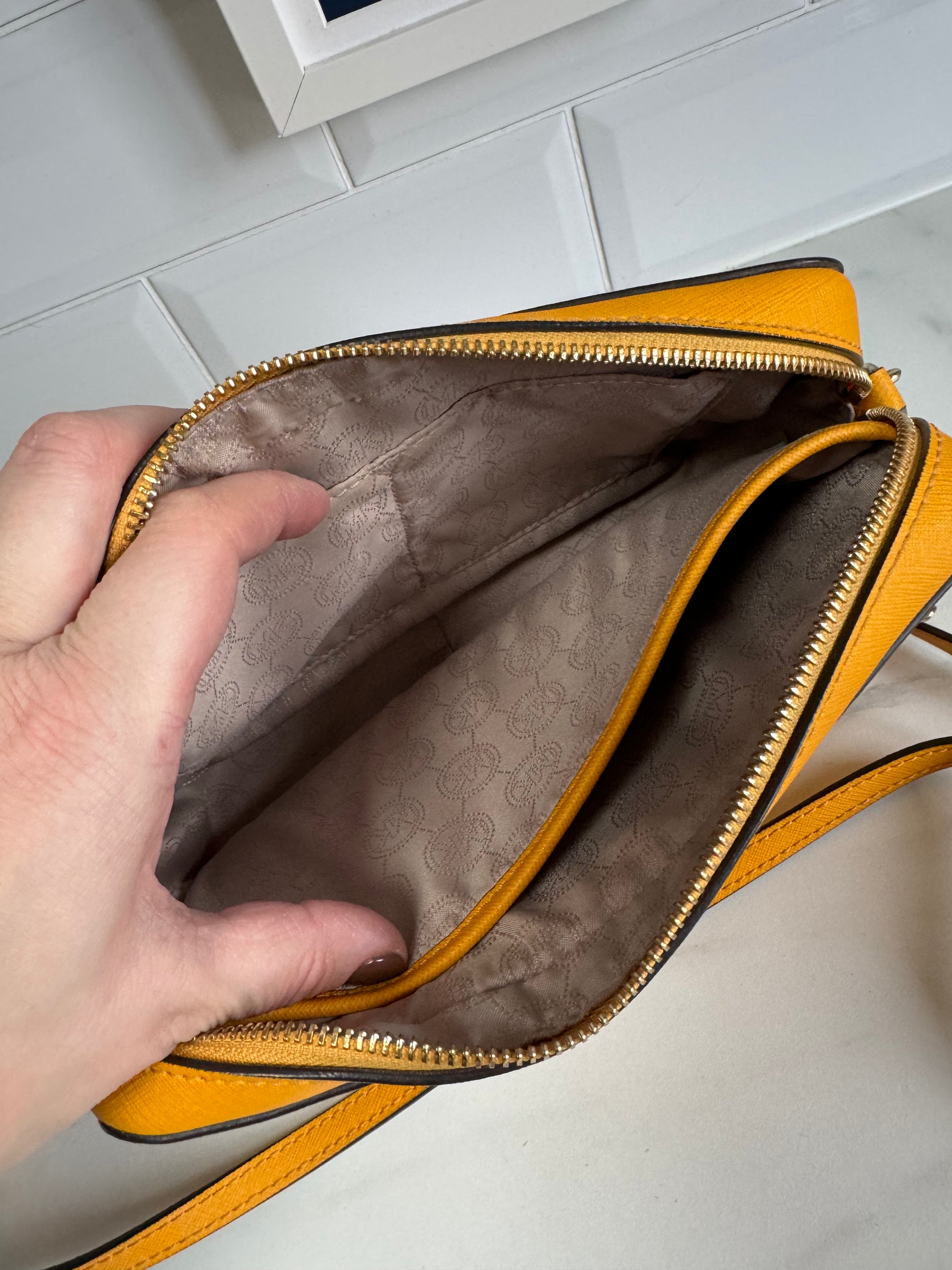 Michael kors jet set satchel yellow deals