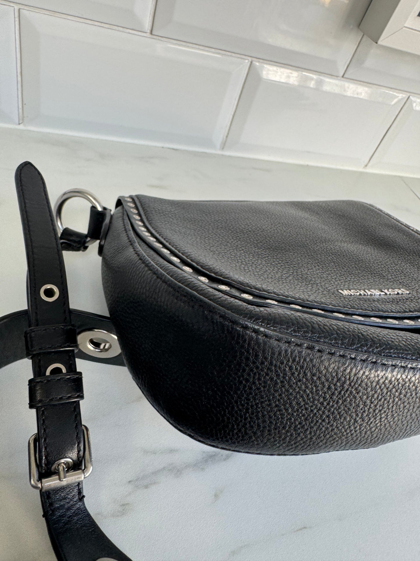 Michael Kors Brooklyn Saddle Bag - Black