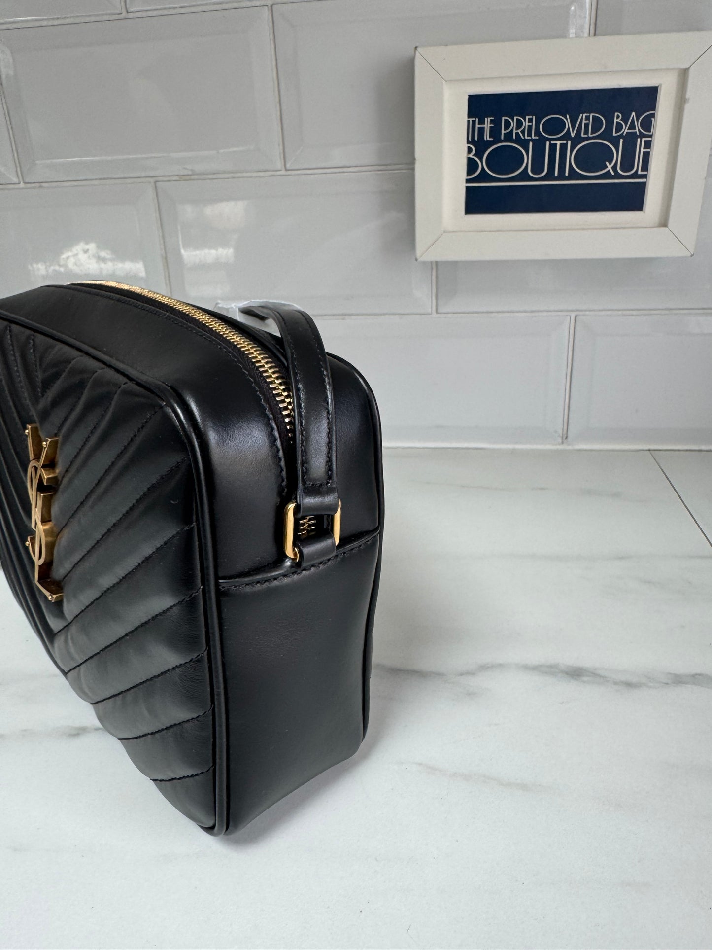 Saint Laurent Medium Lou Satchel - Black