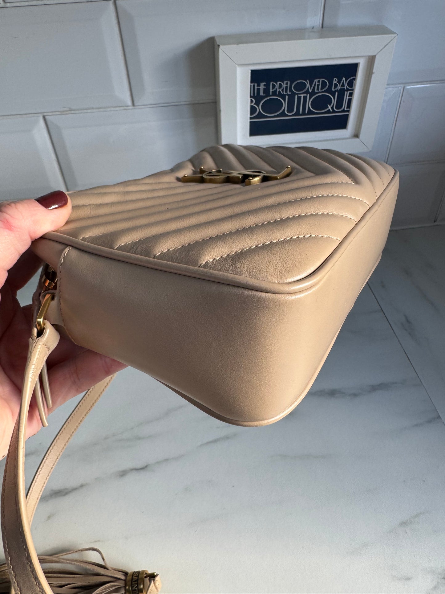 Saint Laurent ‘YSL’ Lou Quilted Camera Bag - Light Beige