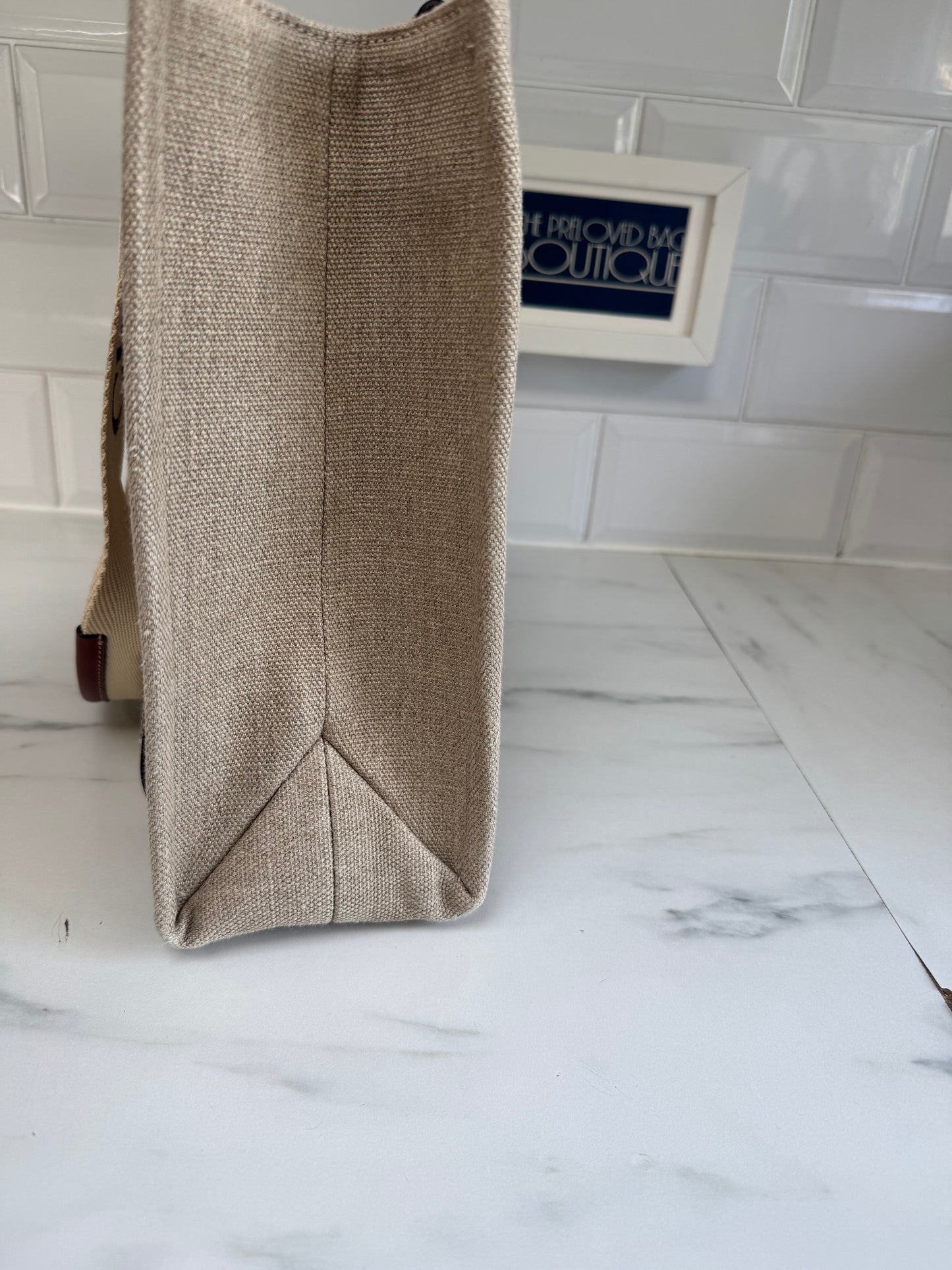 Chloé Medium Woody Tote - Beige, White & Tan
