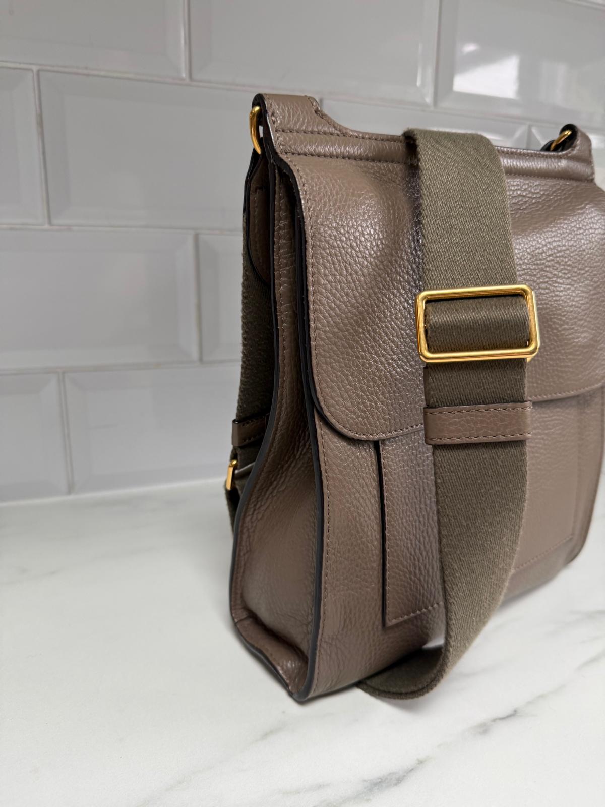Mulberry Antony Messenger - Clay