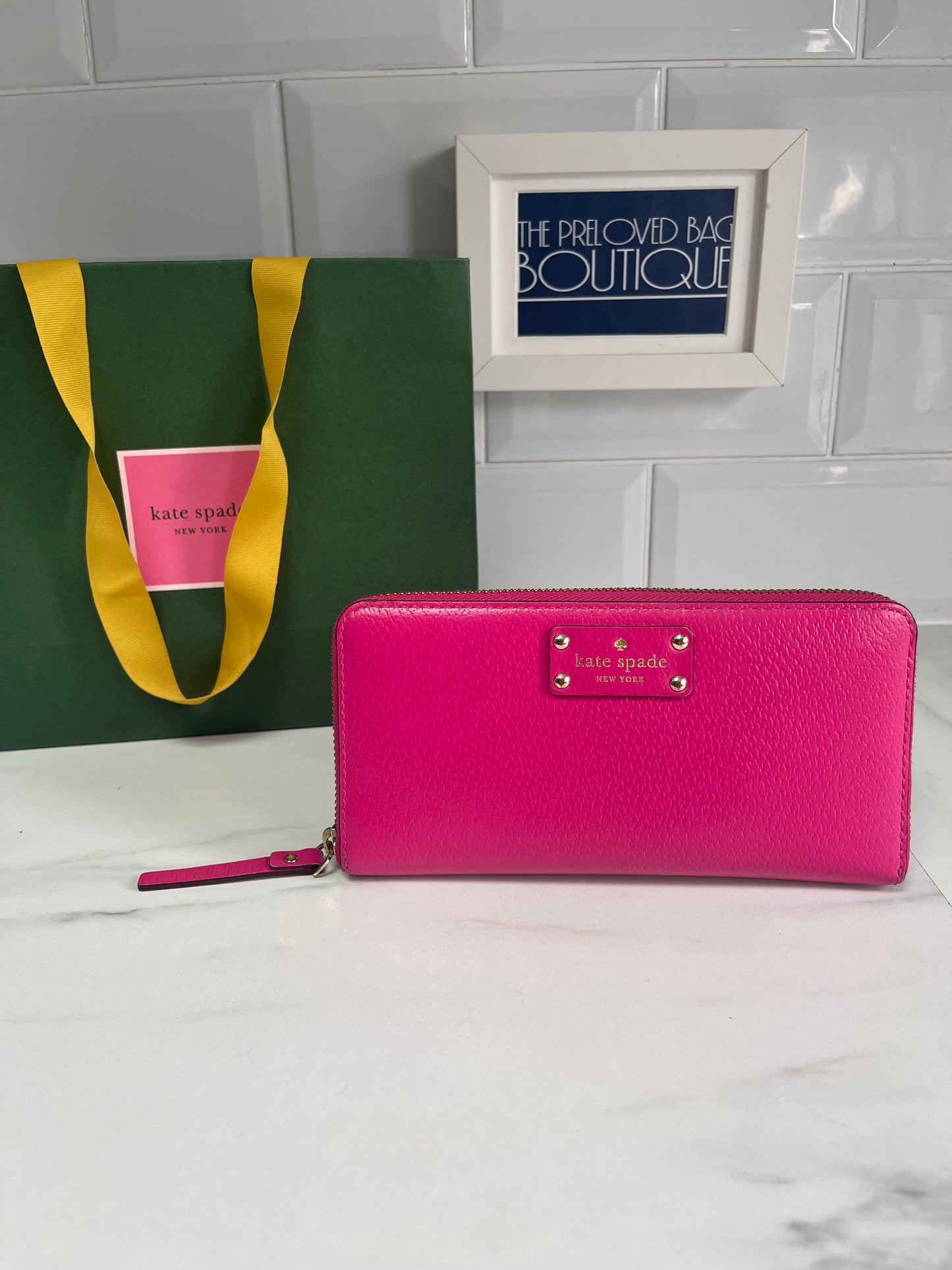 Kate Spade Long Zip Around wallet - Pink