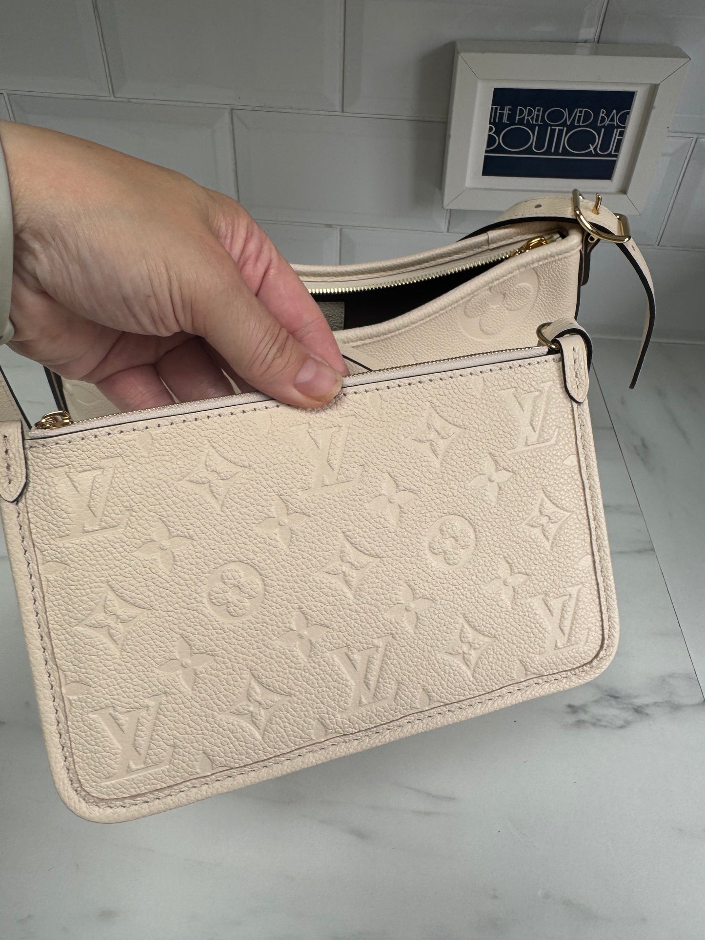 Louis Vuitton Carryall Creme Giant Monogram Emperiente PM - White