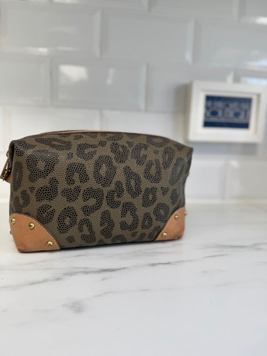 Mulberry Limited Edition Scotchgrain Birds Nest Wash Bag - Olive Green and Black Leopard Print