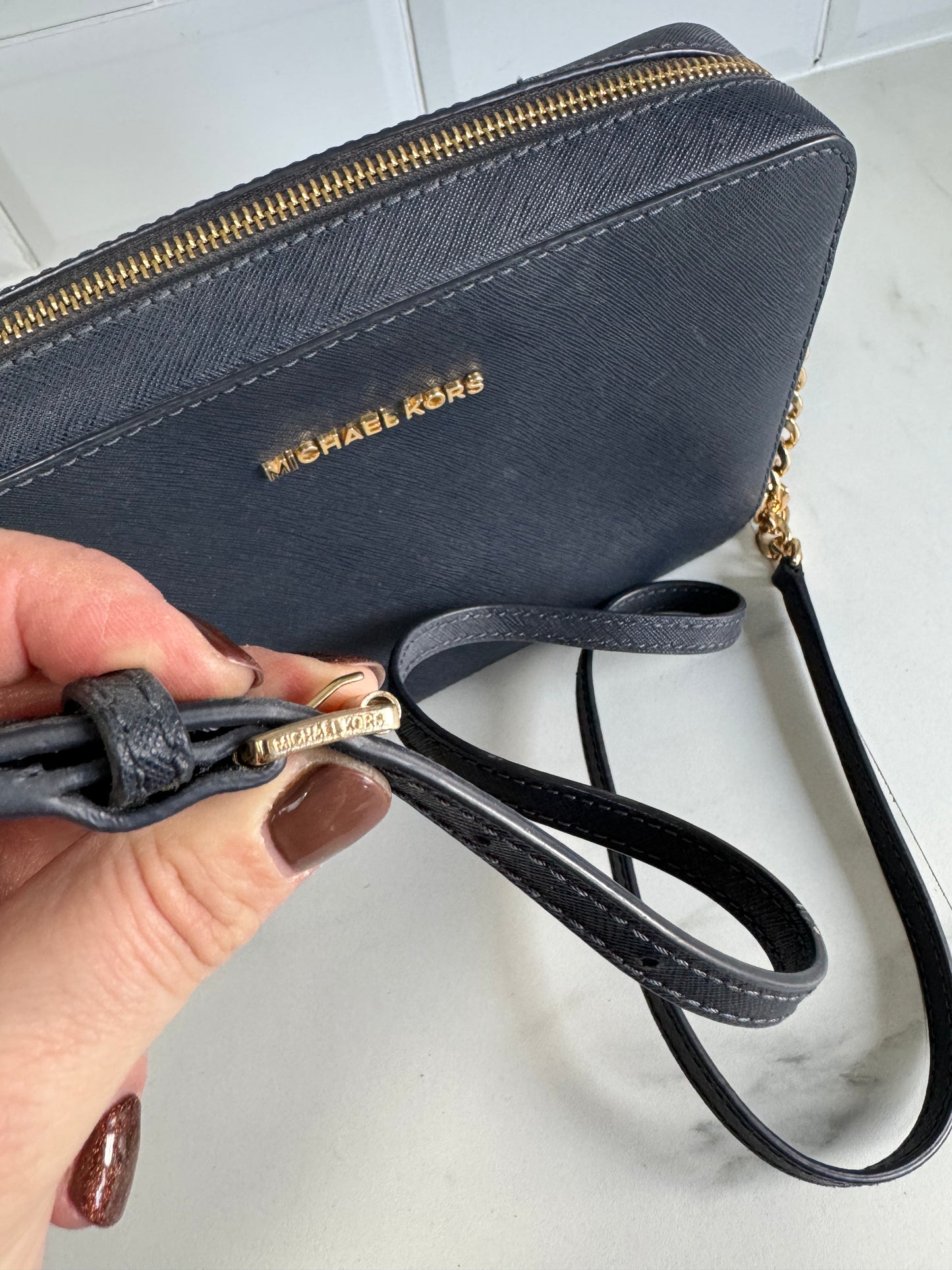 Michael kors jet set on sale cross body bag