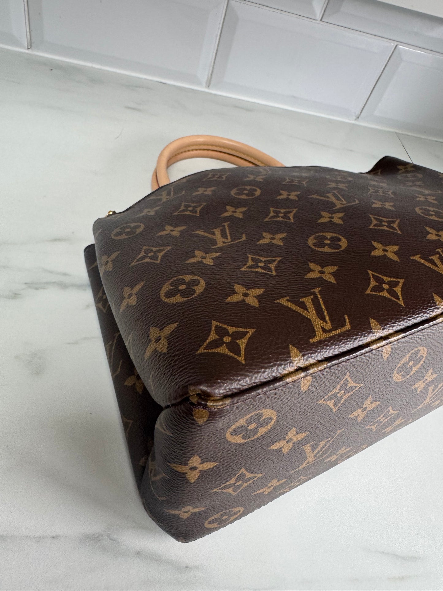 Louis Vuitton Petit Palais Monogram - Brown