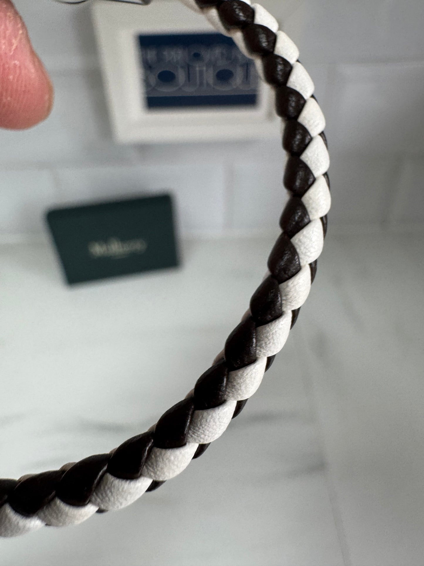 Mulberry Iris Bracelet - Black and White