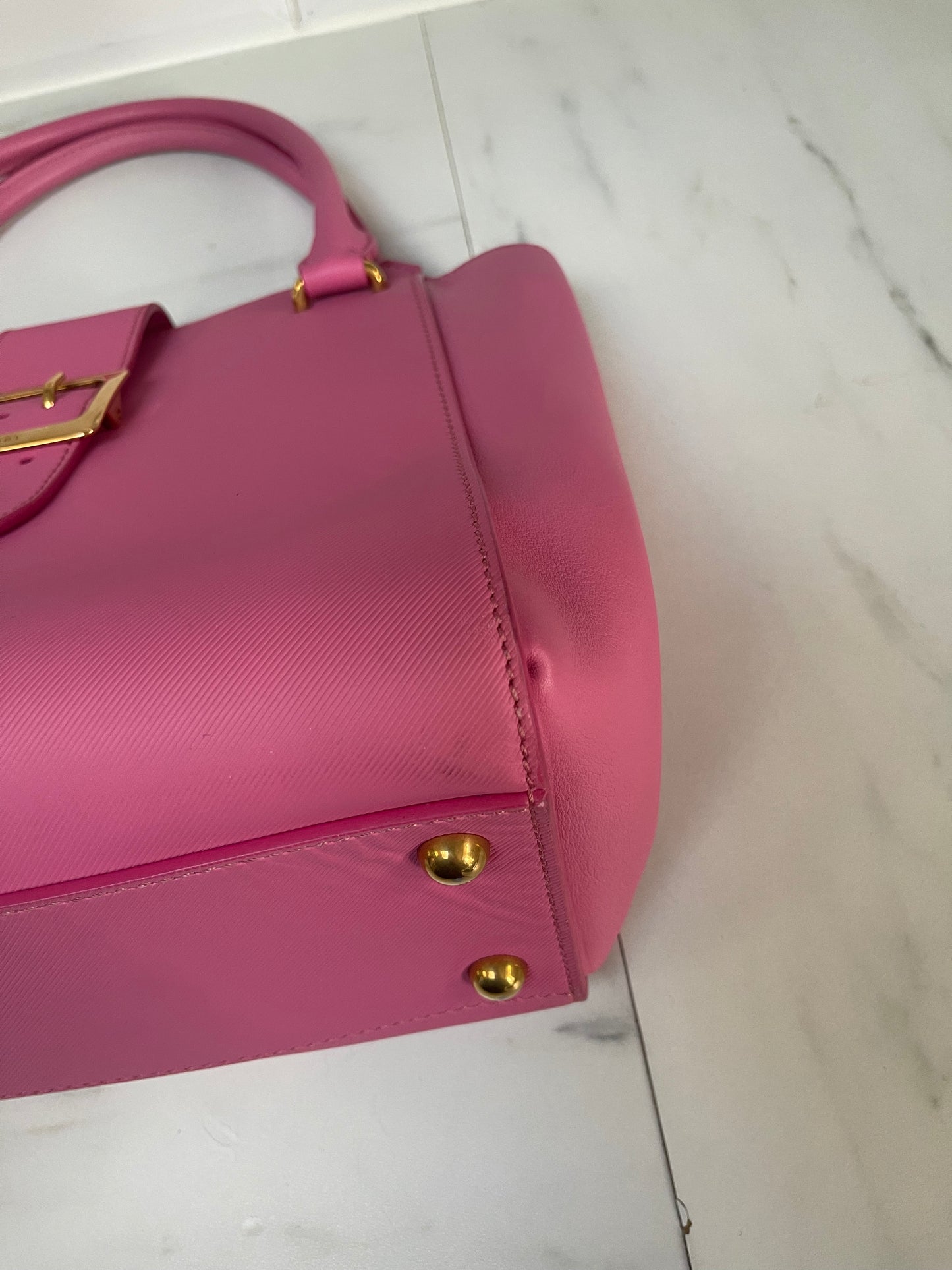 Burberry Medium Buckle Tote - Pink