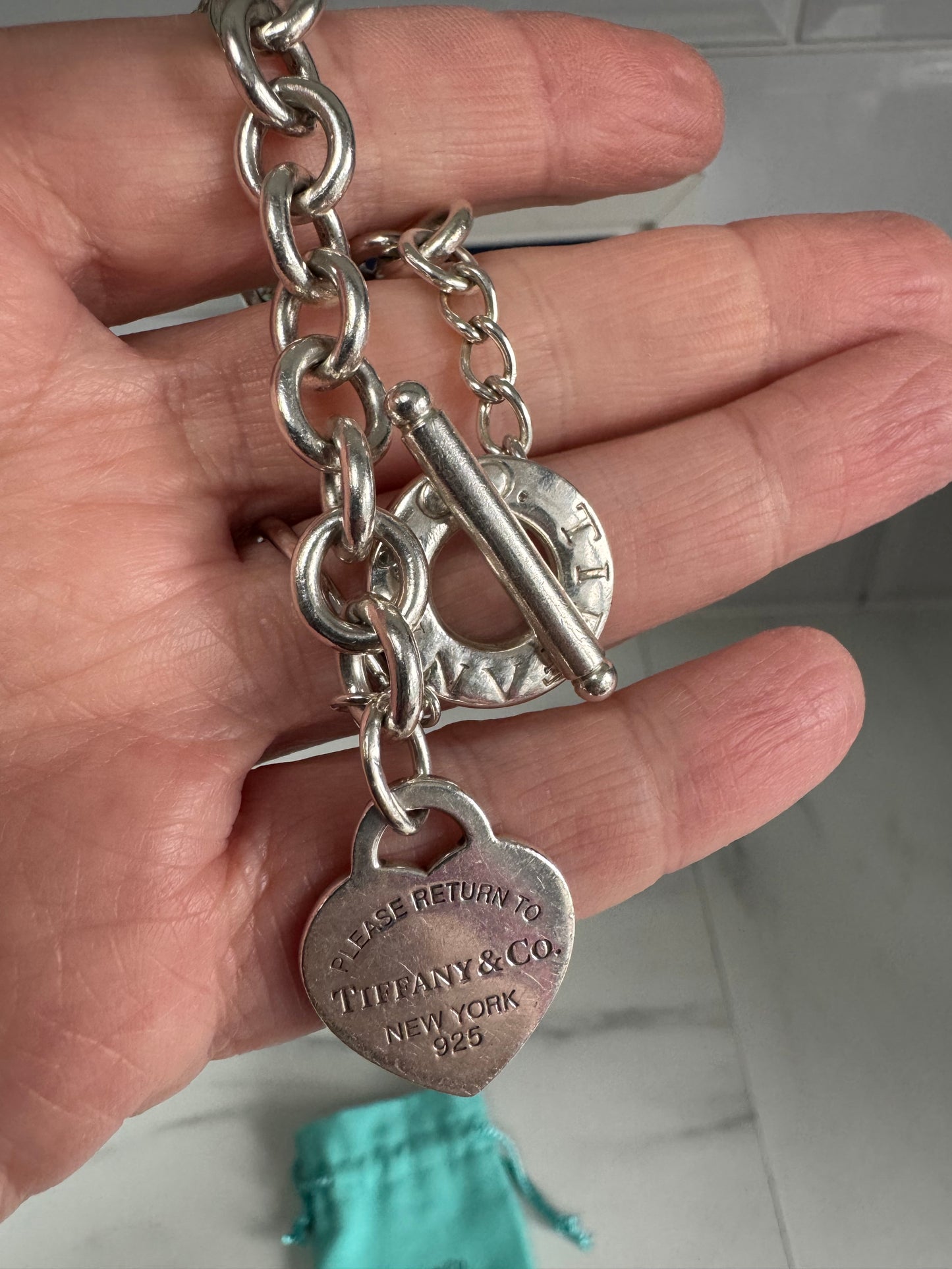 Tiffany & Co Toggle Heart Tag Bracelet - Silver