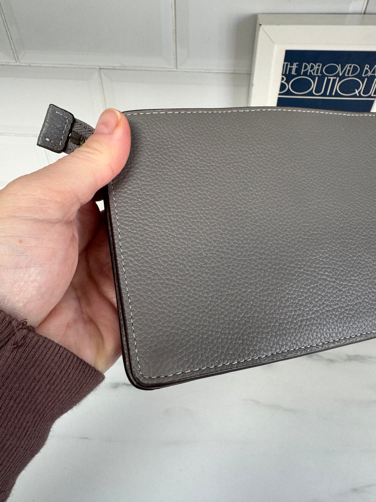 Coach Noa - Grey