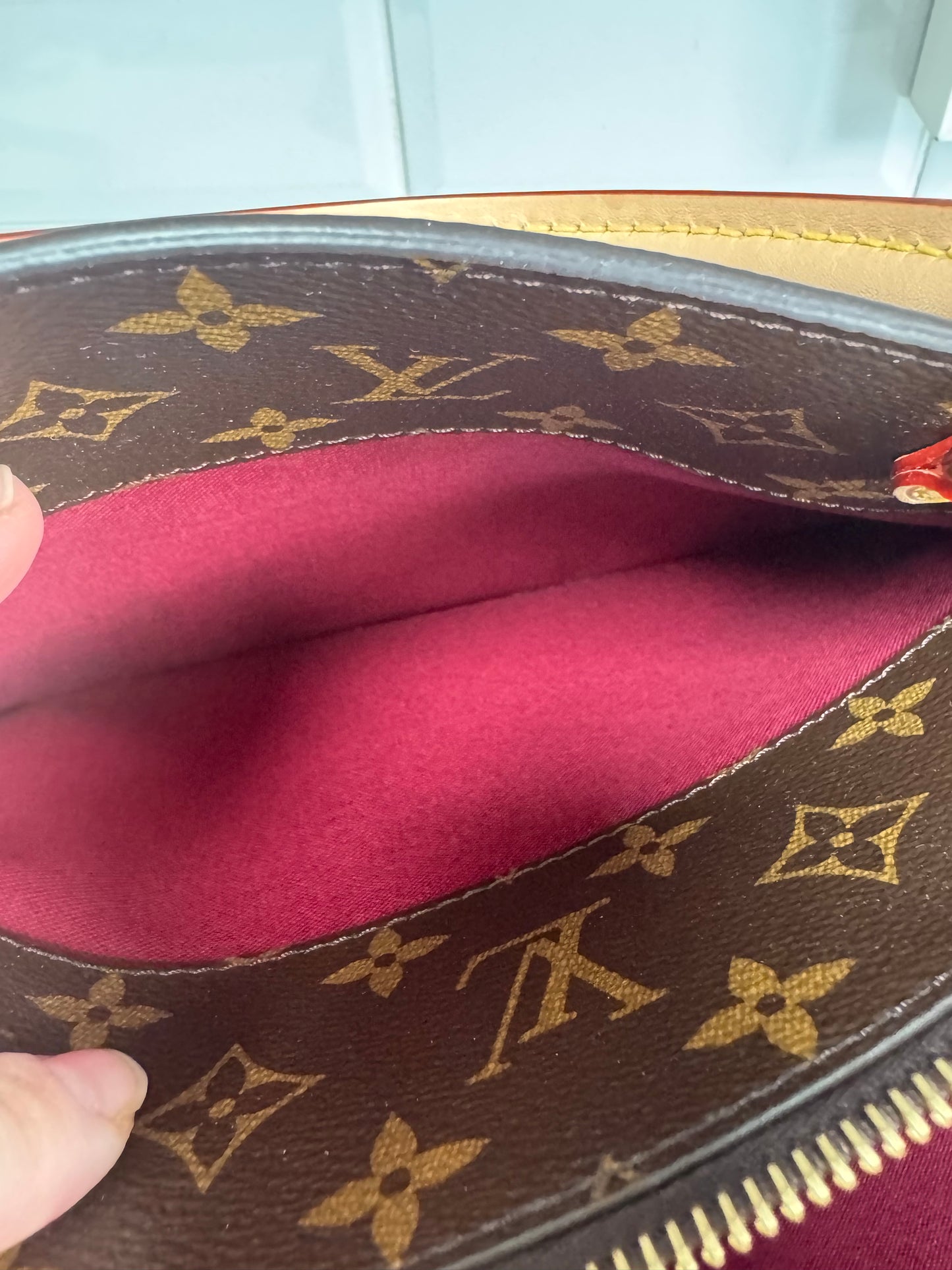 Louis Vuitton Petit Palais Monogram - Brown
