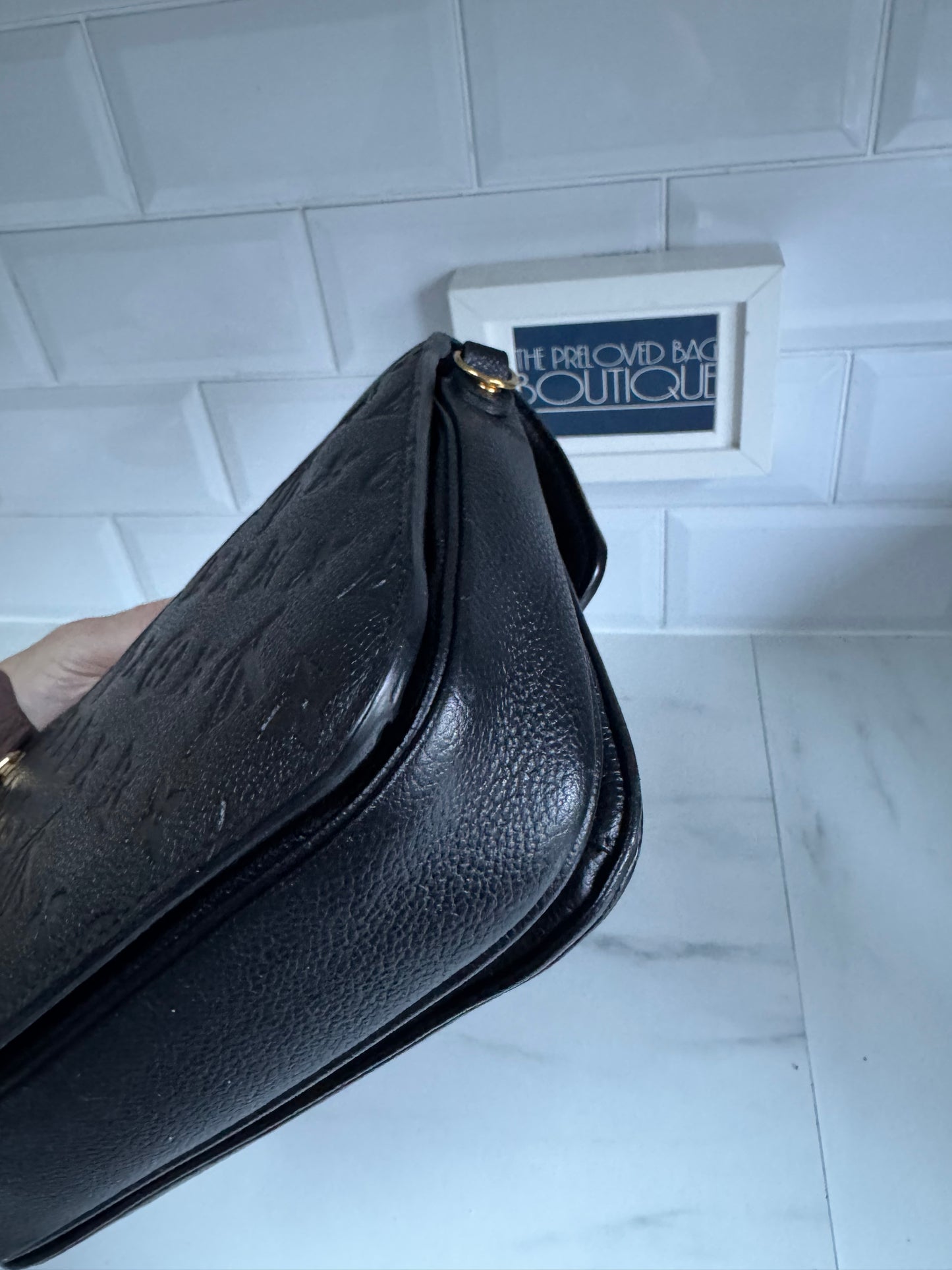 Louis Vuitton Pochette Metis Emperiente - Black