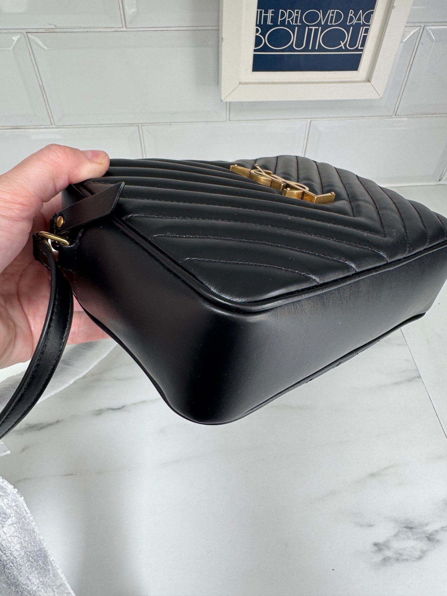 Saint Laurent Medium Lou Satchel - Black