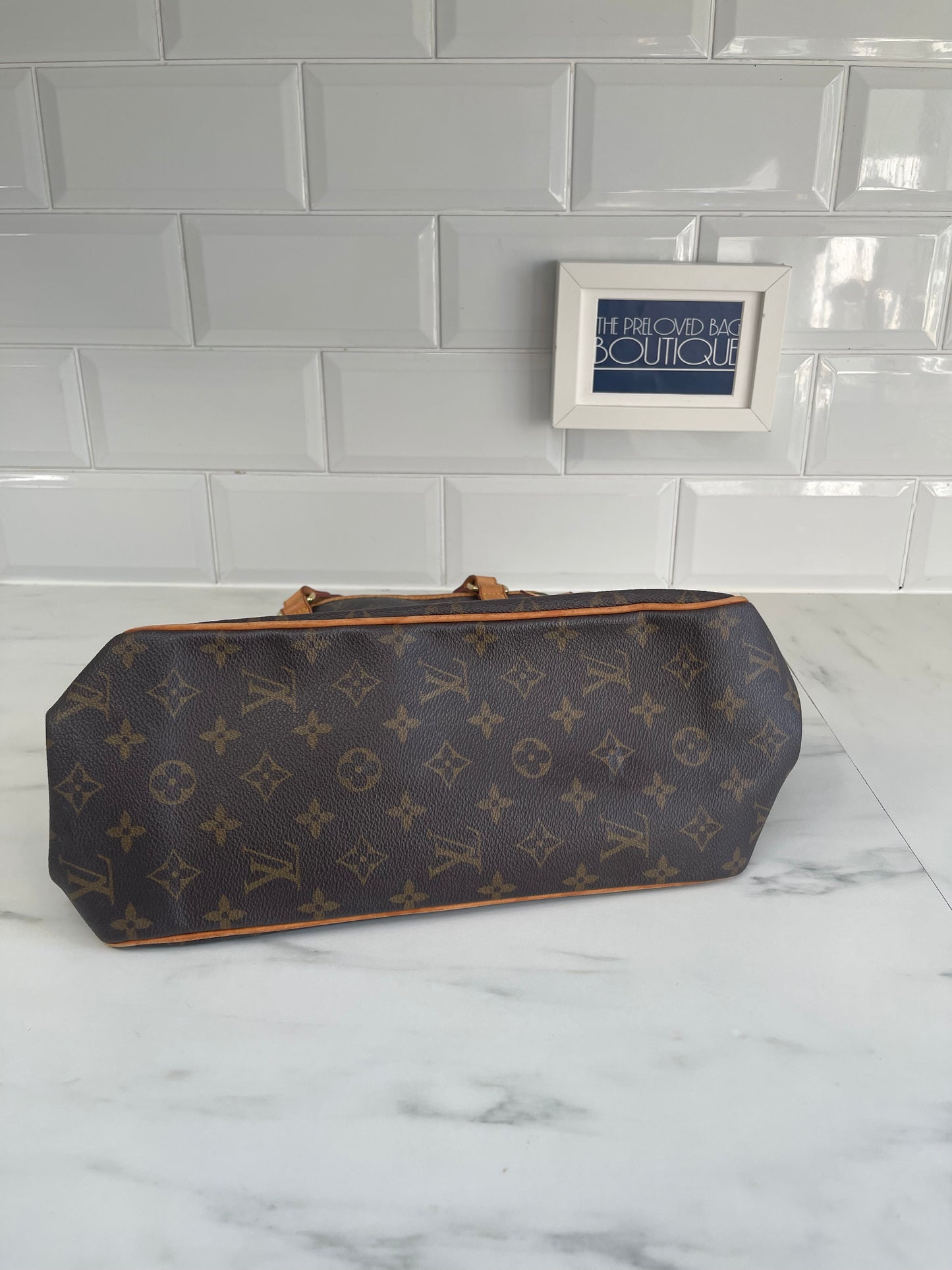 Louis Vuitton Batignoles Vertical - Monogram