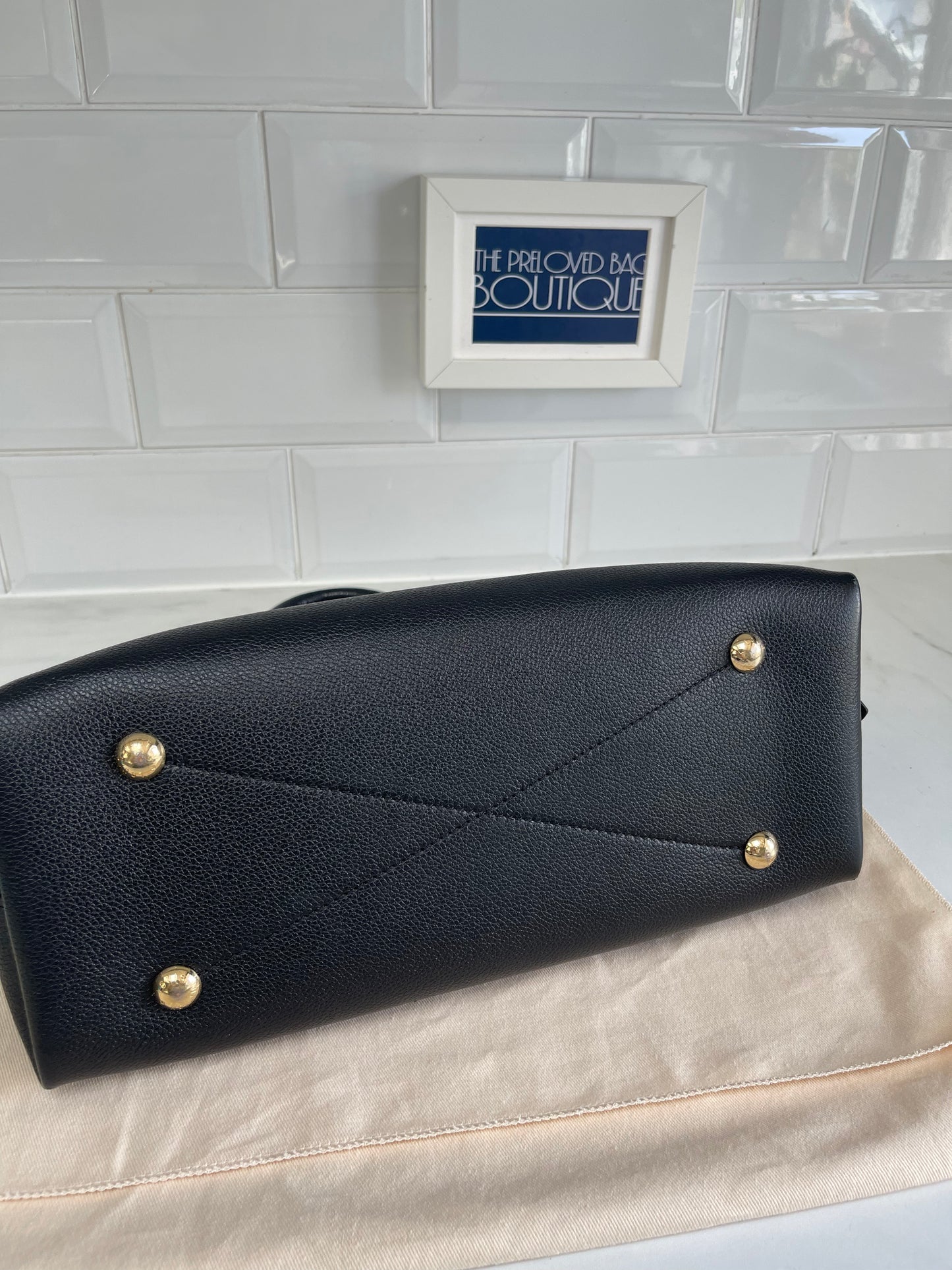 Louis Vuitton Neo Alma PM - Black Emperiente Leather – The Preloved Bag  Boutique