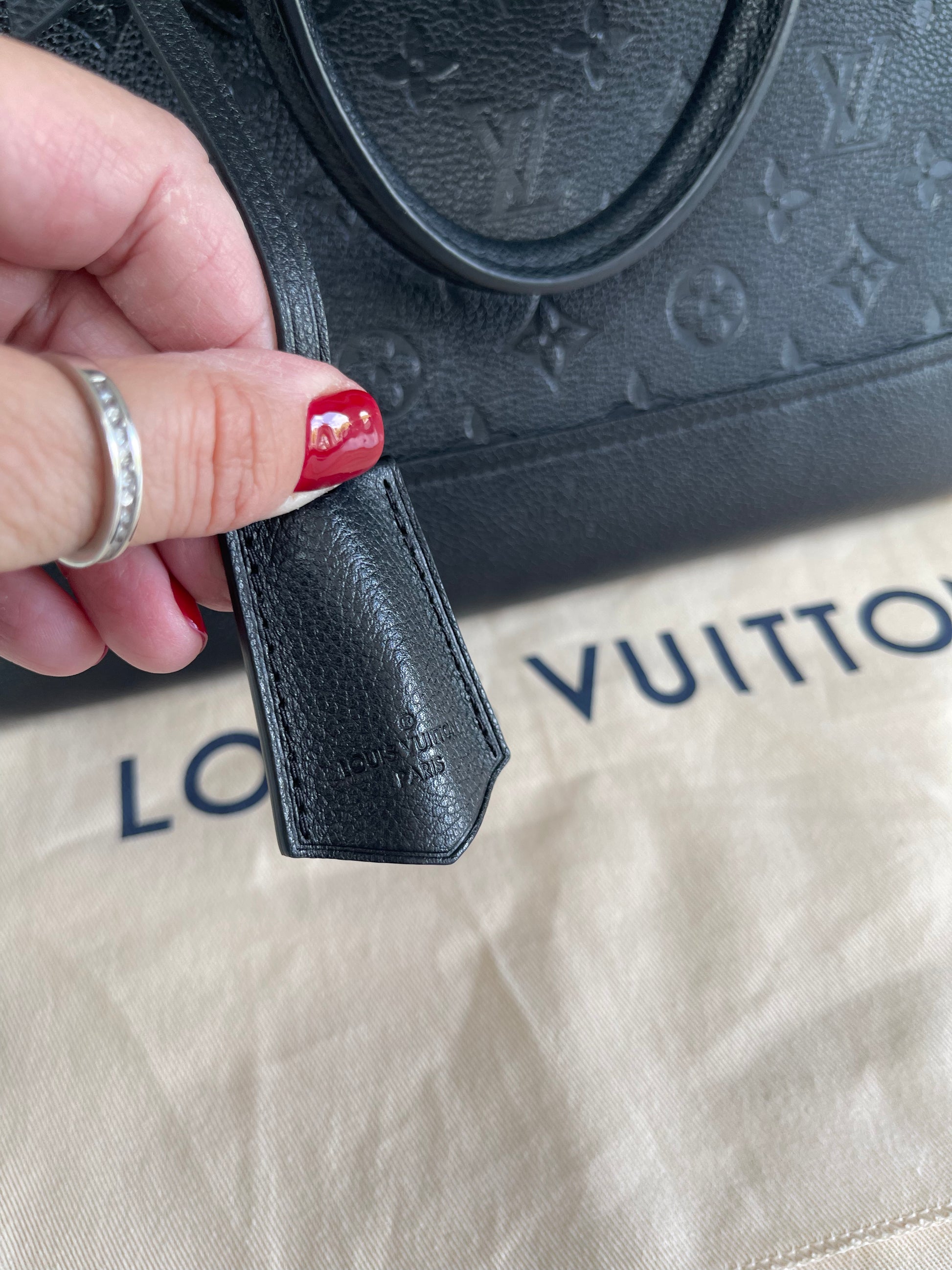 Louis Vuitton Neo Alma PM - Black Emperiente Leather – The