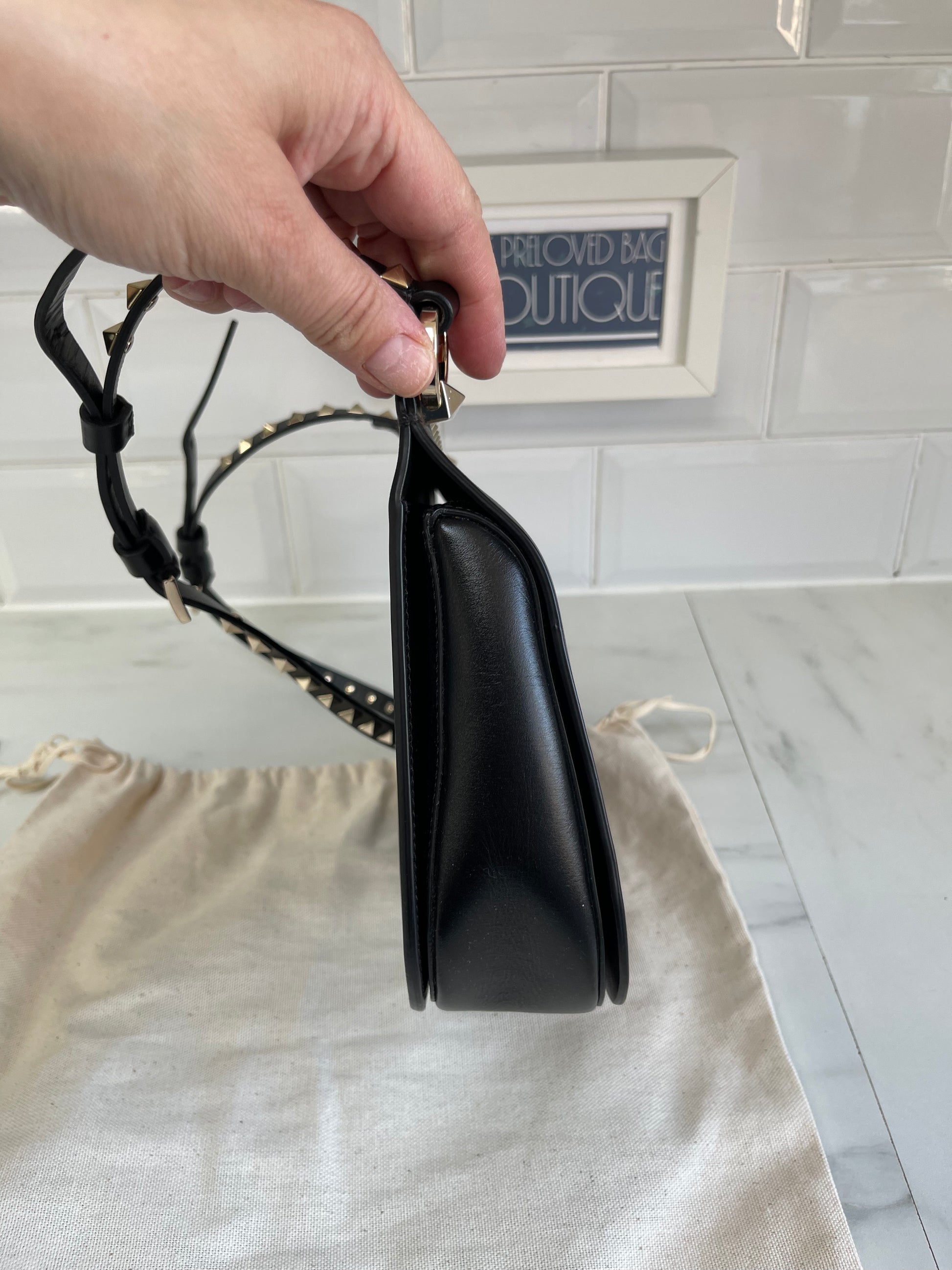 Valentino garavani 2025 rockstud bag